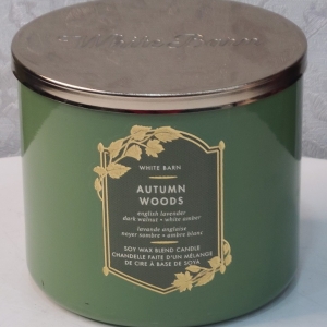 White Barn Autumn Woods Candle