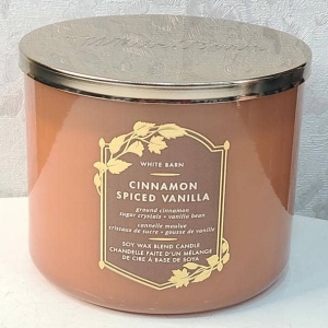 White Barn Cinnamon Spiced Vanilla Candle