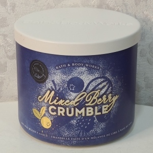 Bath & Body Works Mixed Berry Crumble Candle