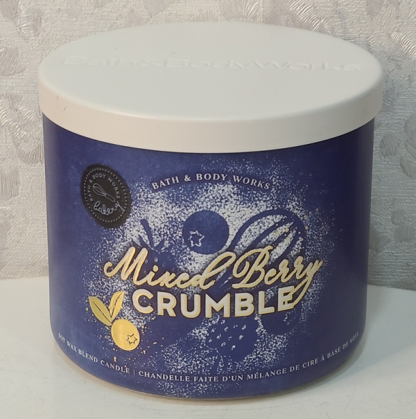 Bath & Body Works Mixed Berry Crumble Candle