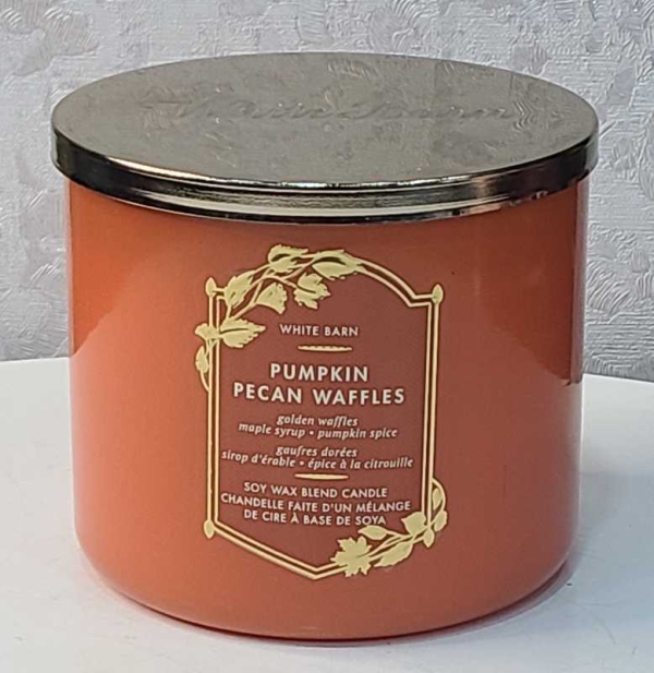 White Barn Pumpkin Pecan Waffles Candle