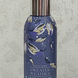 White Barn Sweater Weather Spray