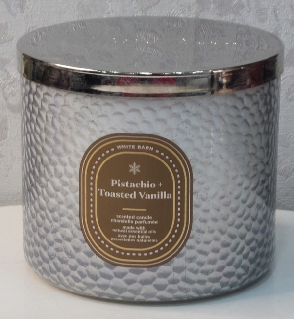 White Barn Pistachio Toasted Vanilla Candle